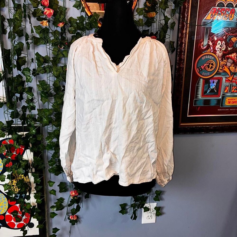 Women's Cream and White Blouse (S)